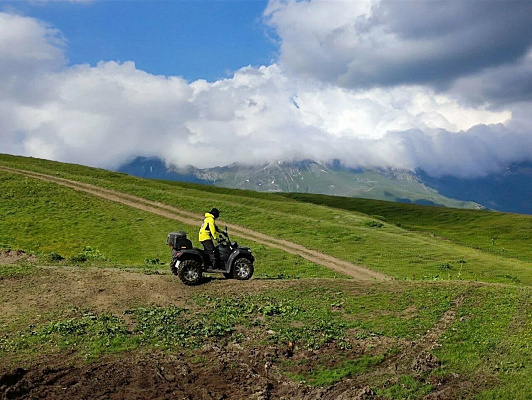 Прокат квадроциклов. Подарочные сертификаты Ultra Подарки Архыз. Купить оригинальный подарок или подарочный сертификат на Прокат квадроциклов. Сервис UltraPodarki.ru Архыз 8 800 505 95 30. 